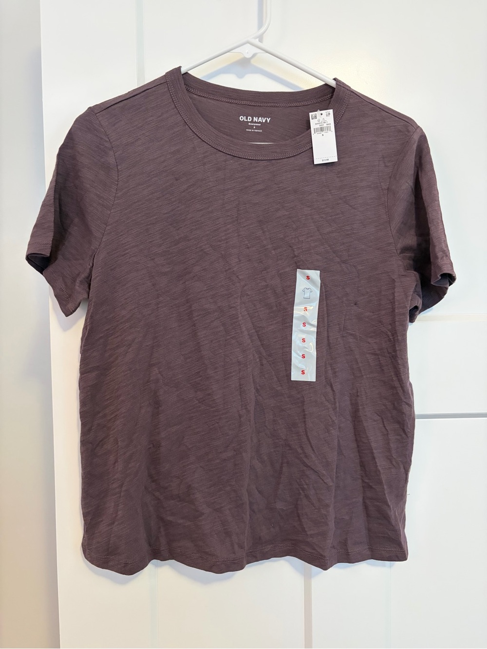 Old Navy Women's Short Sleeve Tee in Plum